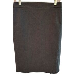 NEW - Halogen Gray Pencil Skirt Sleek Design
